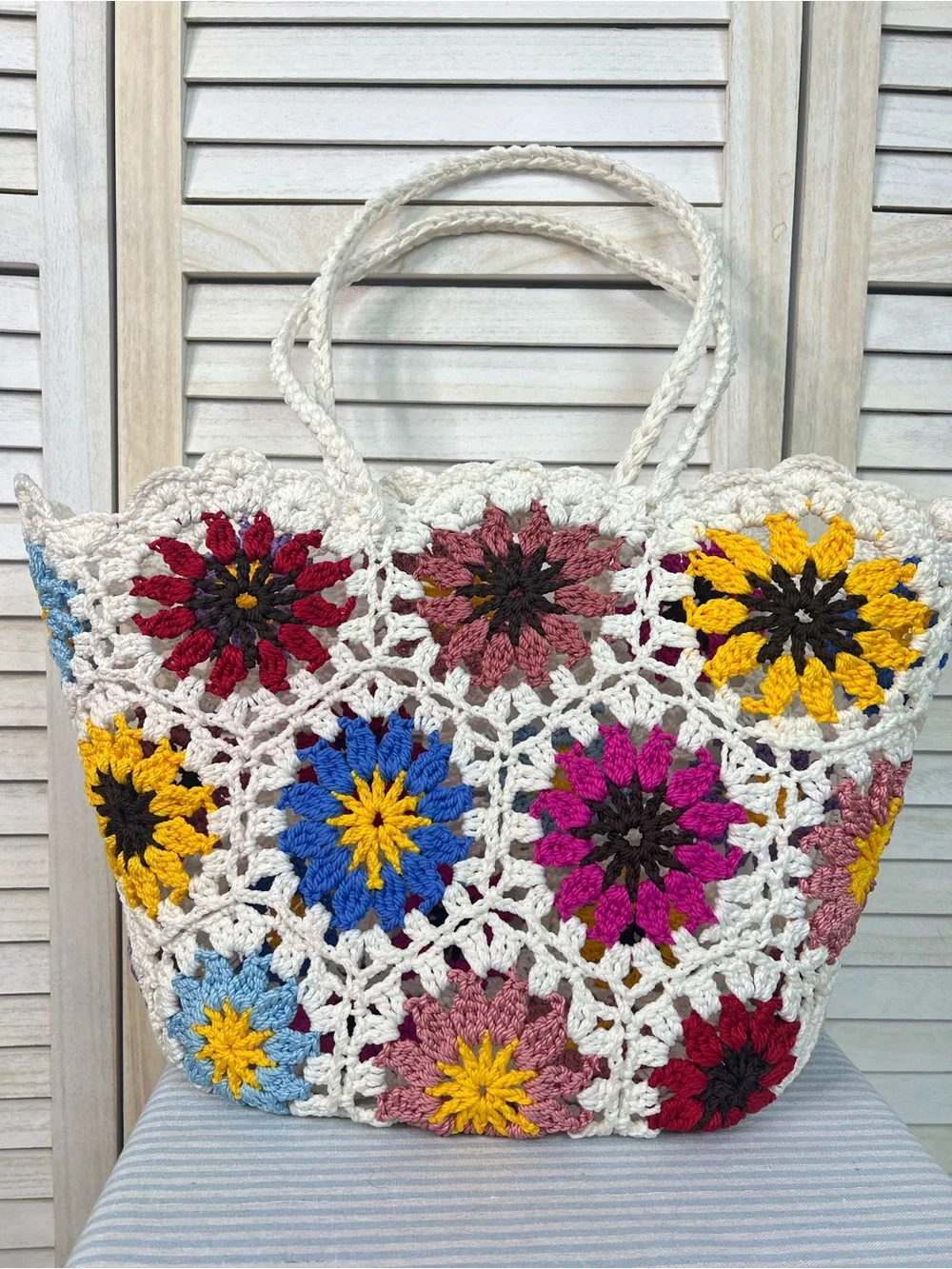 N/A crochet tote